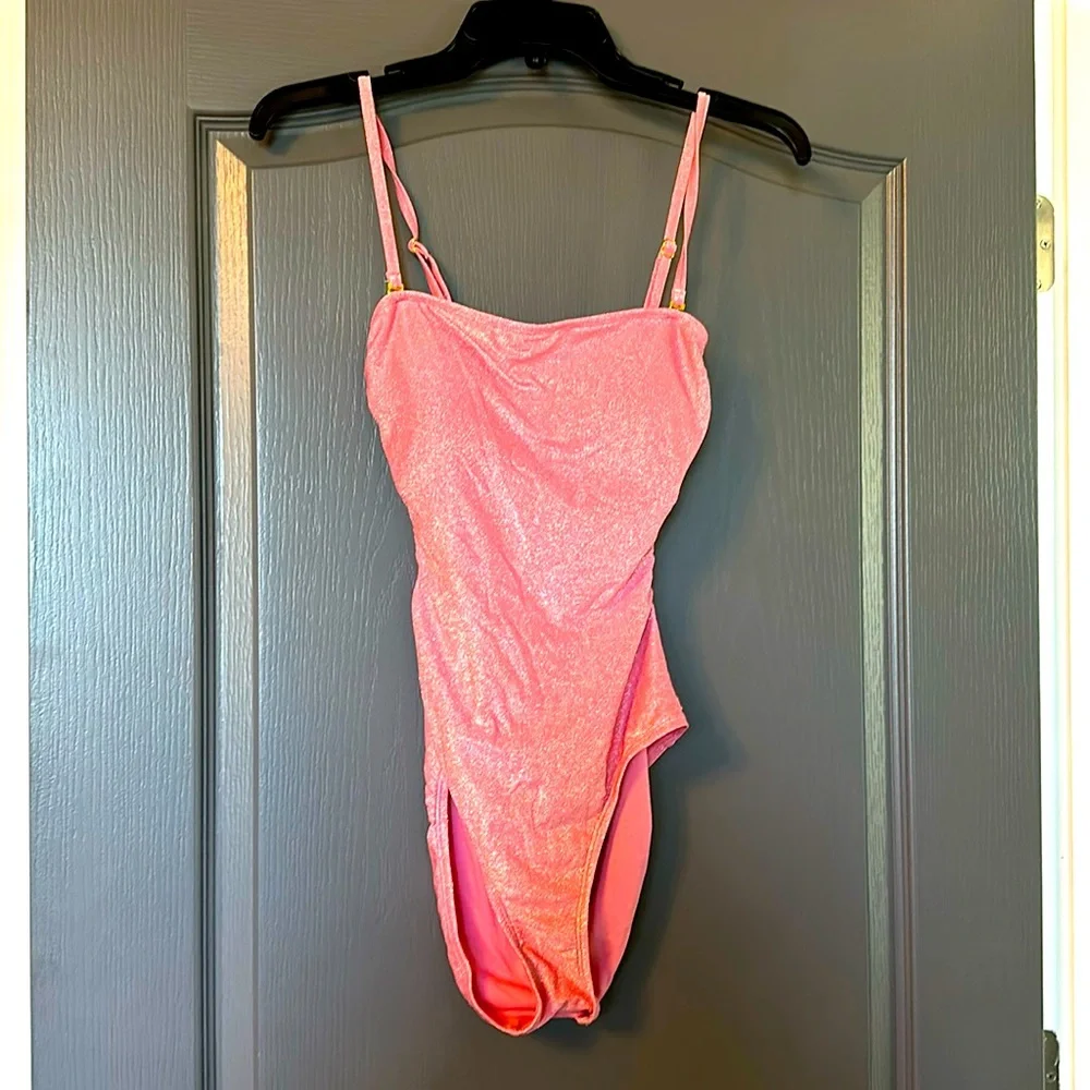 No Boundaries Lurex Cut Out One-Piece Swimsuit size Small (3-5) New Without Tags - Picture 1 of 6